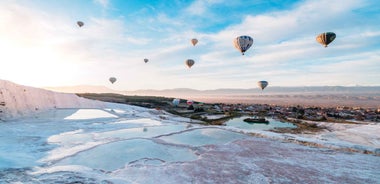 From Marmaris: Pamukkale Balloon Flight Day Trip with Lunch