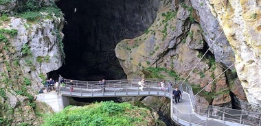 Experiencia en la costa para grupos pequeños en las cuevas de Skocjan de Koper