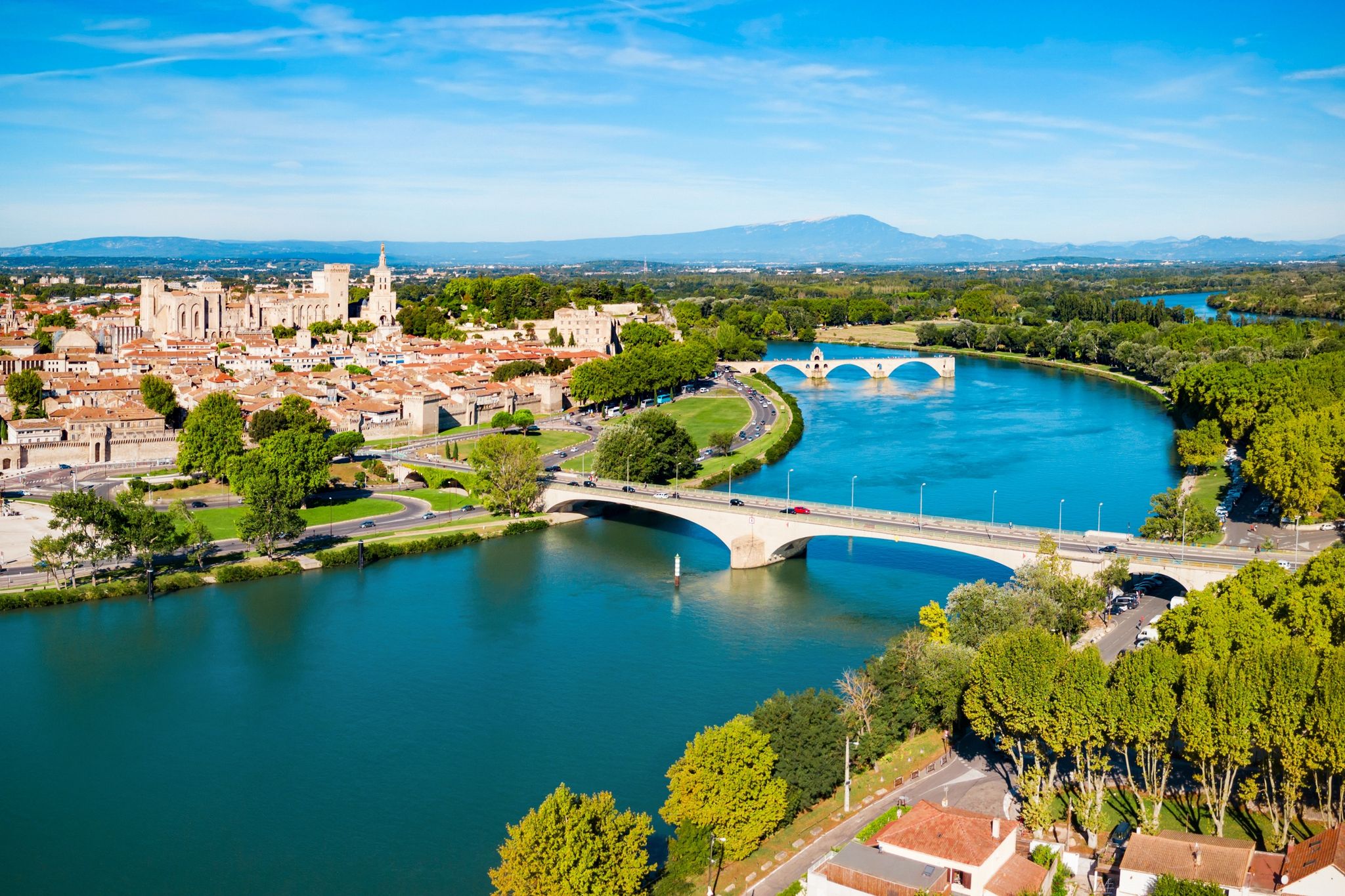 skutbíll til leigu í Avignon