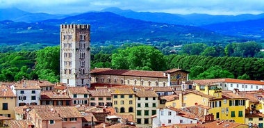 Una mirada a Lucca: recorrido a pie y exploración de Lucca