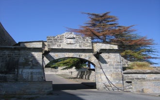 Portal of Zumalacarregui