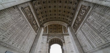 Arc de Triomphe and the Champs-Elysees Discovery Private Tour