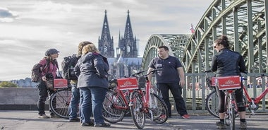 ガイド付きケルンの小グループバイクツアー