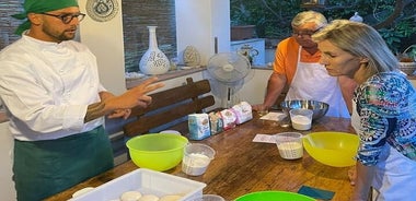 Small Group Ischia Pizza Making with Drink Included 