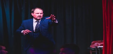 (9pm) The House Magicians Comedy & Magic Show - Smoke & Mirrors