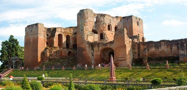 Kenilworth Castle and Elizabethan Garden Entry Ticket