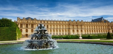 Visite en direct du château de Versailles avec accès aux jardins depuis Paris