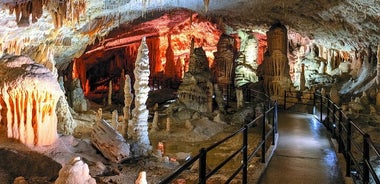 Grottes de Postojna et visite du château de Predjama au départ de Ljubljana