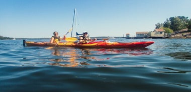 스톡홀름 군도의 Vaxholm 주변 카약 투어