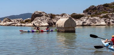 Desde Kas: tour guiado en kayak por el mar de Kekova