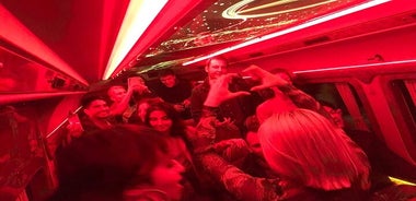 Стамбул: Вечеринка Pub Crawl с Party Bus от Султанахмет