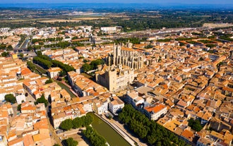 Photo of Bordeaux aerial panoramic view. Bordeaux is a port city on the Garonne river in Southwestern France.