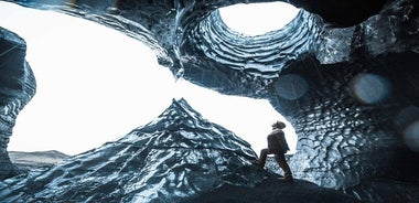 Cueva de hielo en el volcán Katla