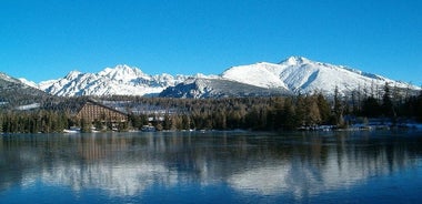 ブラチスラヴァからのスロバキアツアー2日目のハイクツアーCicmany Vlkolinec High Tatras