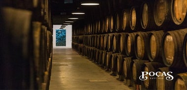 Poças Visita Guiada y Degustación de 2 Vinos DOC Douro y 1 Oporto