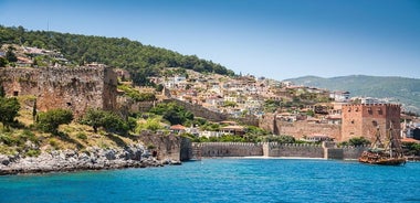 Tour della città di Alanya con pranzo al sacco da parte del fiume Dim da Side