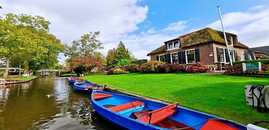 Giethoorn, Afsluitdijk, Zaanse Schans Day Tour Mini VIP Bus Incl. Prise en charge à l'hôtel