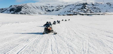 Frá Reykjavík: Gullni hringurinn og snjósleðaferð á jökli