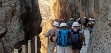 来自 El Chorro：Caminito del Rey