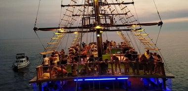 Piratenboottour mit Schaumparty in Alanya