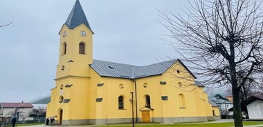 De Bratislava: visite de Cicmany avec entrée aux thermes