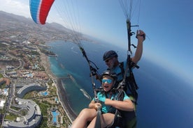 Volo in tandem in parapendio ad alte prestazioni nel sud di Tenerife