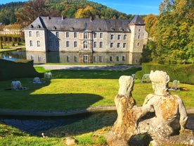 Annevoie Castle