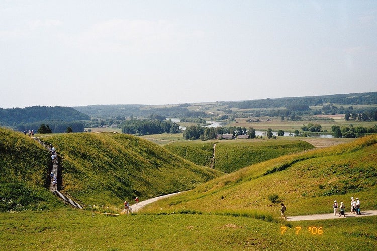 Kernavė_Archaeological_Site_(Cultural_Reserve_of_Kernavė)-115249.jpg