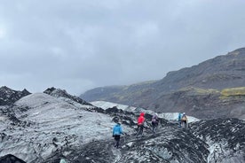 Abenteuerliche Gletscherwanderung auf dem Sólheimajökull