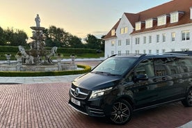  Luxury MPV Transfer Edinburgh Airport To or From St. Andrews 