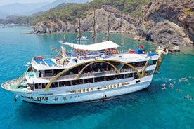 Mega Star Party Boat Trip From Antalya With Lunch And Transfer 