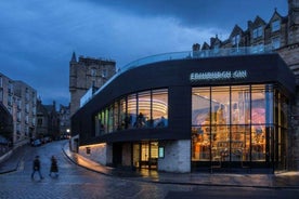 Edinburgh Gin Distillery: Gin Making Experience