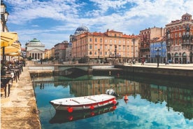 Tour a piedi di Trieste con audio e guida scritta da un locale