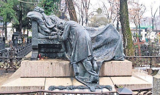 Photo of Cimitirul Bellu,Bucharest, Romania.