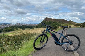 Splendido tour in bici elettrica di Edimburgo per piccoli gruppi di massimo 10 persone