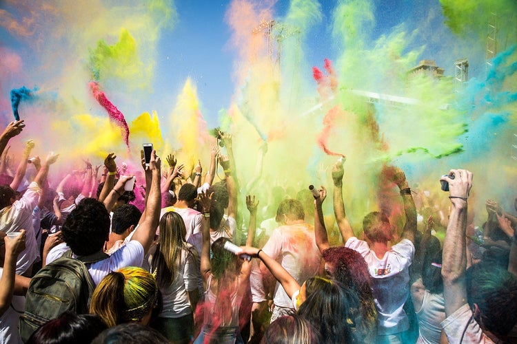 1280px-Sem_título_holi_festival_colours_2013.jpg