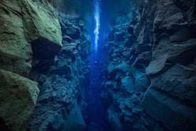 Silfra: Diving Between Tectonic Plates