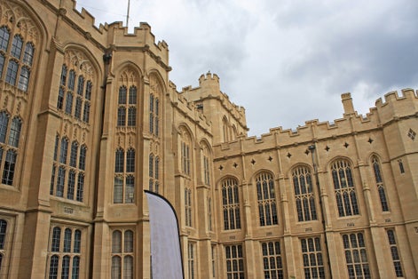 Photo of Wills Memorial Building in Bristol, England.