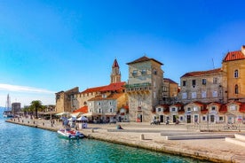 Visite privée à pied de Trogir avec un guide professionnel