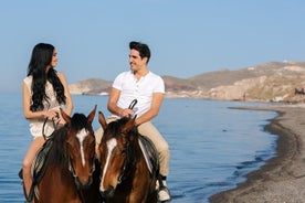 Guide de groupe de 2 heures, équitation à Santorin avec prise en charge