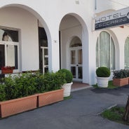 Hotel Ceccarini 9