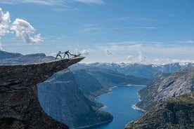 Trolltunga: Trolltunga Summer Hike