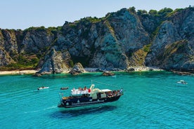 Passeio pela Costa degli Dei de barco, 3 horas com aperitivo incluído