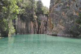 Randonnée en montagne et sources thermales - excursion privée d'une journée