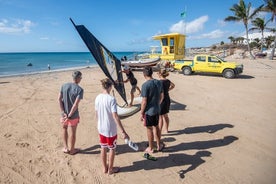 Apprenez à faire de la planche à voile dans la magnifique baie de Costa Calma