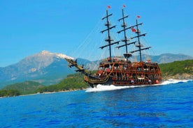 Paseo en barco a la antigua playa de Phaselis desde Antalya