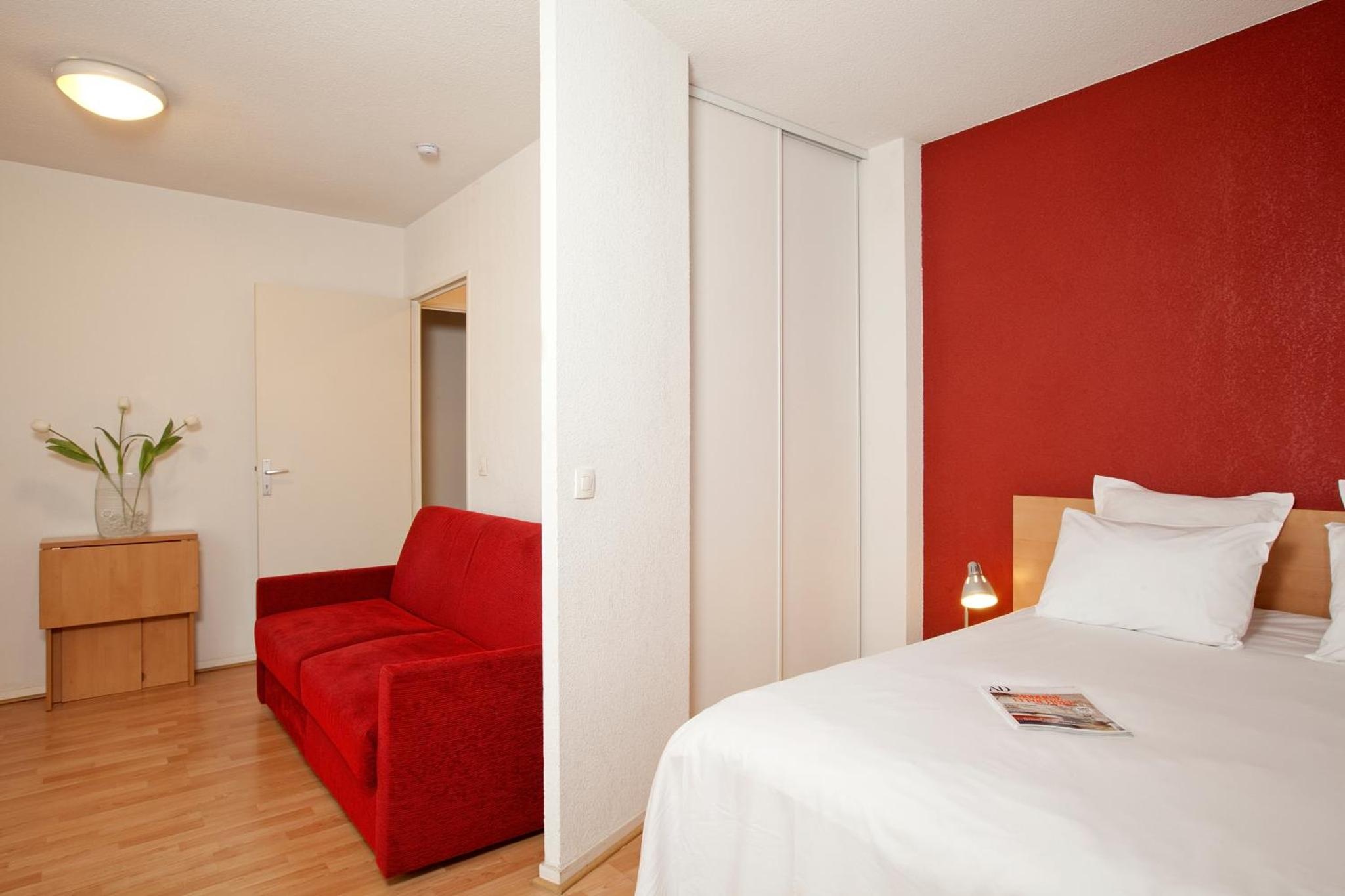 Séjours & Affaires Paris Nanterre