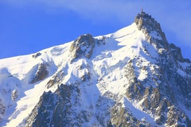 Excursion d'une journée à la station de ski de Chamonix au départ de Genève, avec promenade en téléphérique vers l'Aiguille du Midi en option