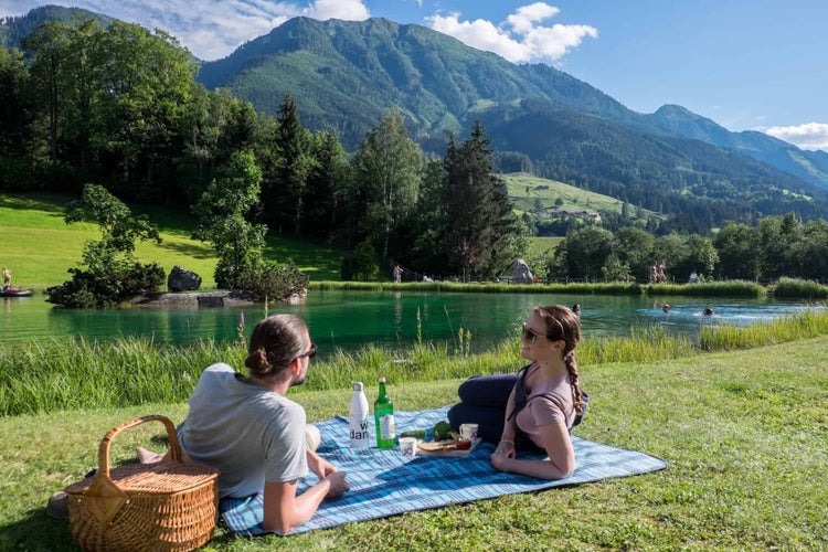 photo of couple in Sankt Johann im Pongau in Austria.