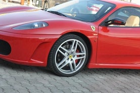 Ferrari heldagsupplevelse med provkörning i Maranello, Italien